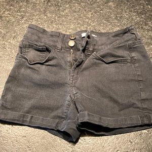 Black SO Low Rise Midi Stretch Shorts Size5/27W